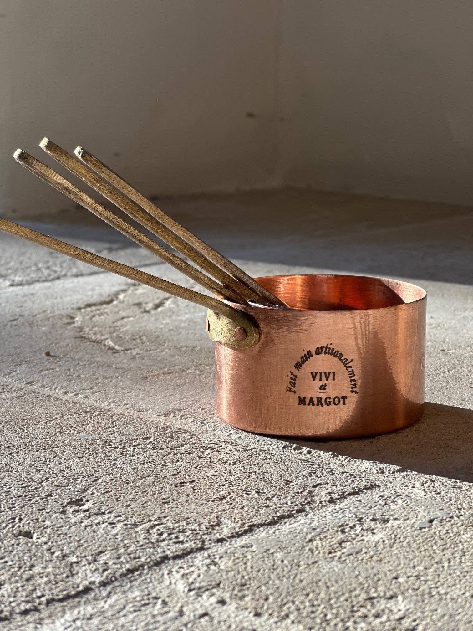 Vivi et Margot - Artisan Copper Measuring Cups (set of 4)